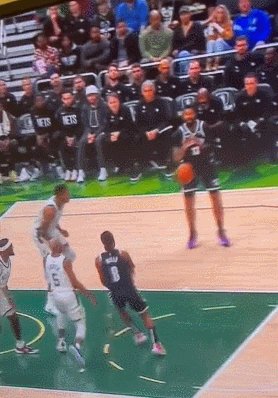 1665640312501068405.gif 2.gif